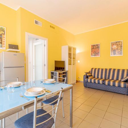 Asti Comentina Railway Functional Flat Exterior photo